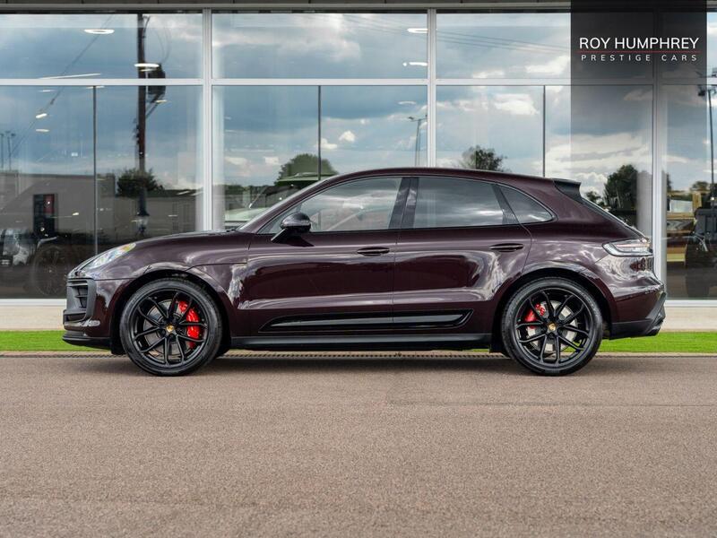Porsche Macan view 6