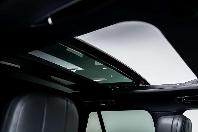 Land Rover Range Rover view 3