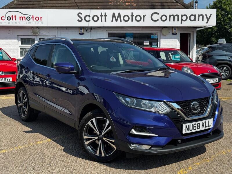 2018 Nissan Qashqai in Blue for sale