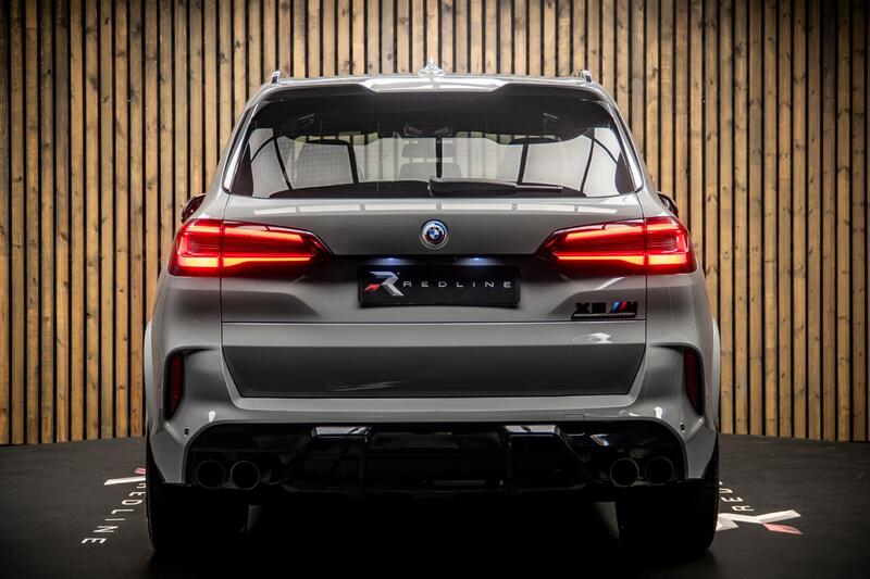 BMW X5 M view 6