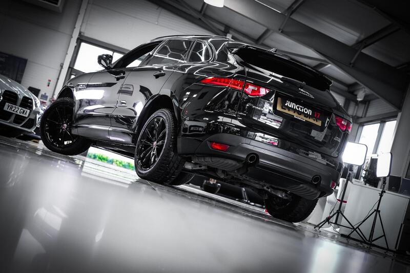 Jaguar F-Pace view 5