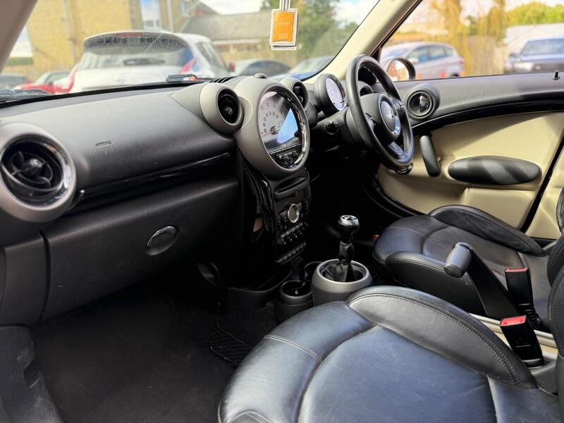 Mini Countryman view 10