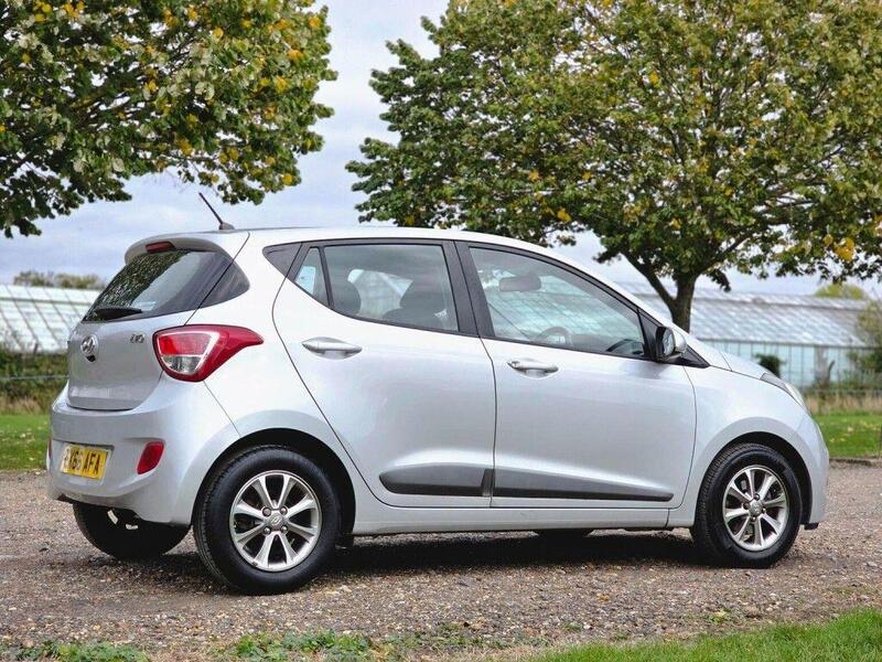 Hyundai I10 view 5