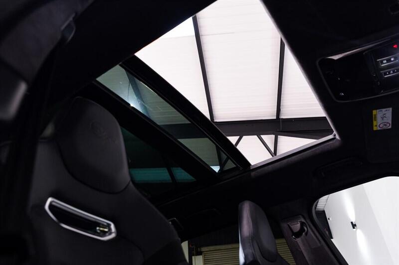 Land Rover Range Rover view 4