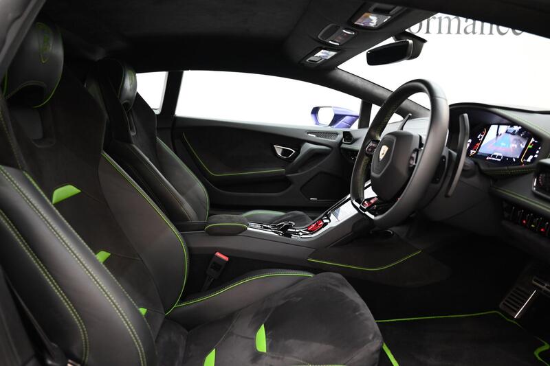 Lamborghini Huracan view 7