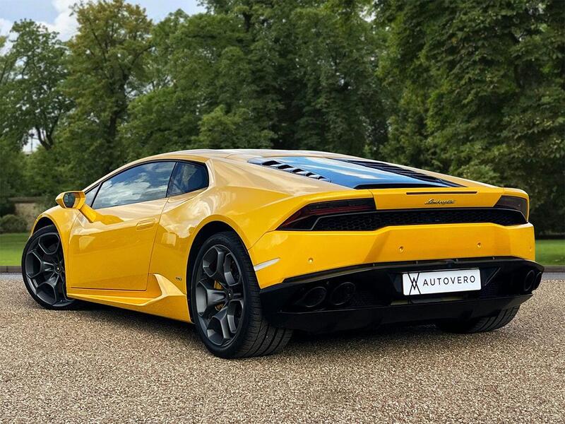 Lamborghini Huracan view 7