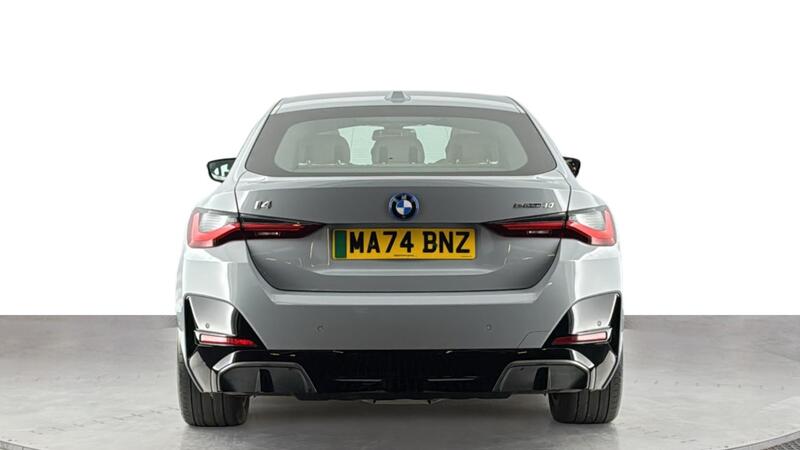BMW I4 view 5