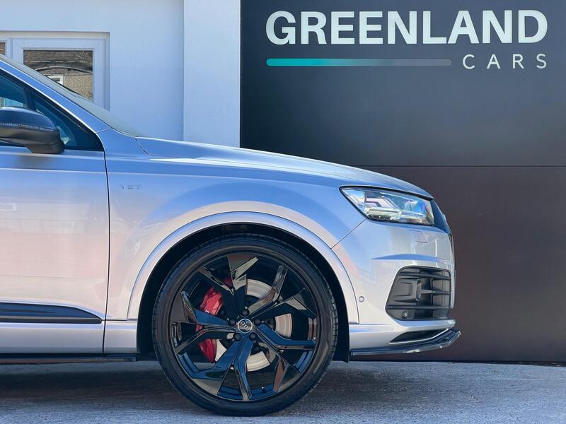 Audi Audi SQ7 view 6