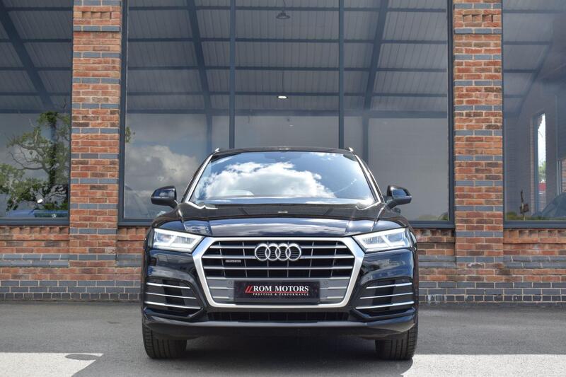 Audi Audi Q5 view 4