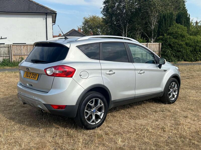 Ford Kuga view 4