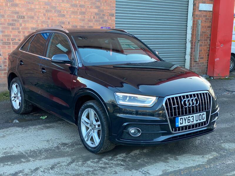 Audi Q3 view 4