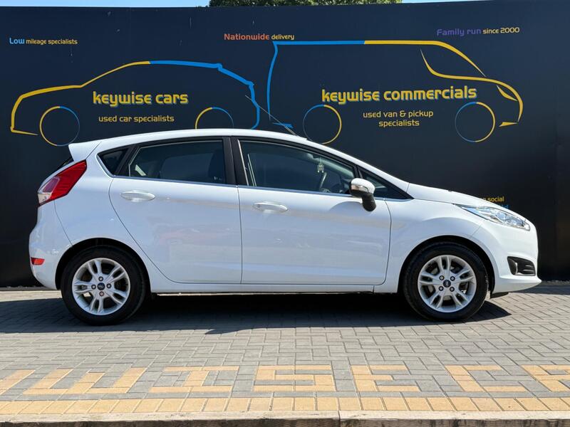 Ford Fiesta view 6