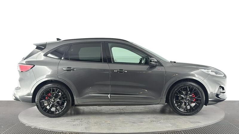 Ford Kuga view 3
