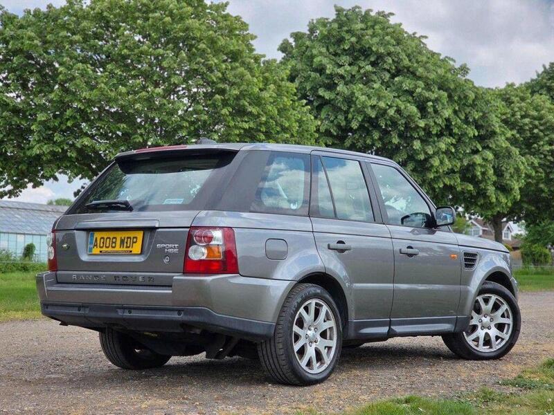 Land Rover Range Rover Sport view 3