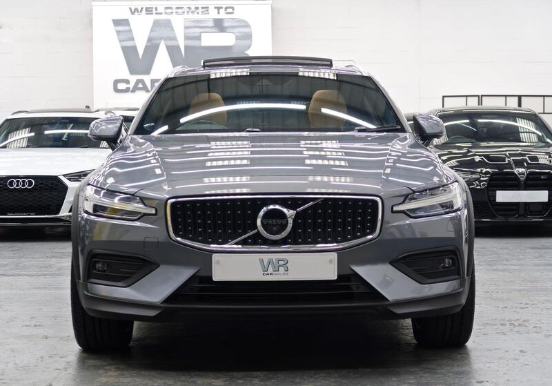 Volvo V60 Cross Country view 2