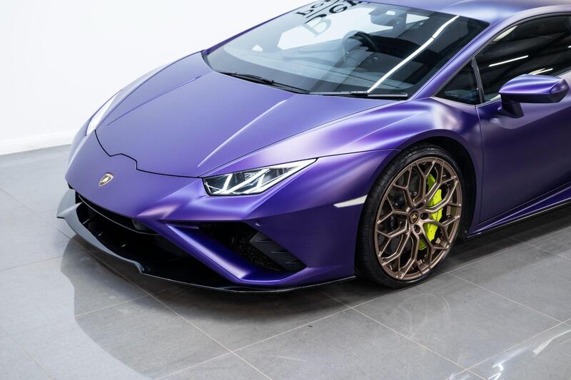 Lamborghini Huracan view 2