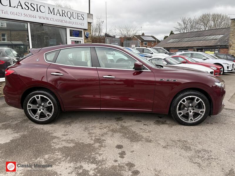 Maserati Levante view 7