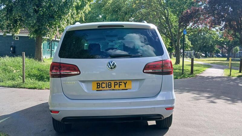 Volkswagen Sharan view 4