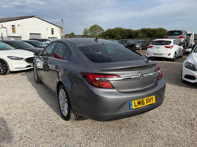 Vauxhall Insignia view 7