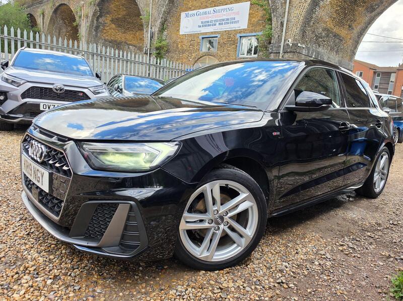 Audi A1 1.5 TFSI 35 S line Sportback S Tronic Euro 6 (s/s) 5dr view 3