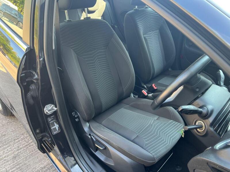 Ford Fiesta view 10
