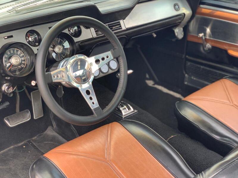 Ford Mustang view 28