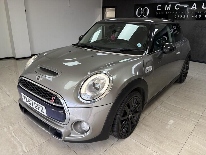 Mini Hatch view 7
