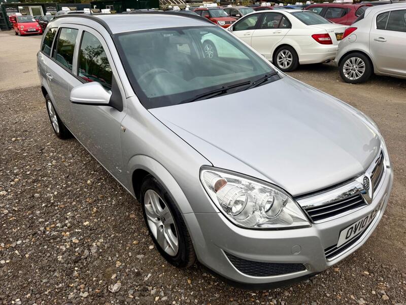 Vauxhall Astra view 6
