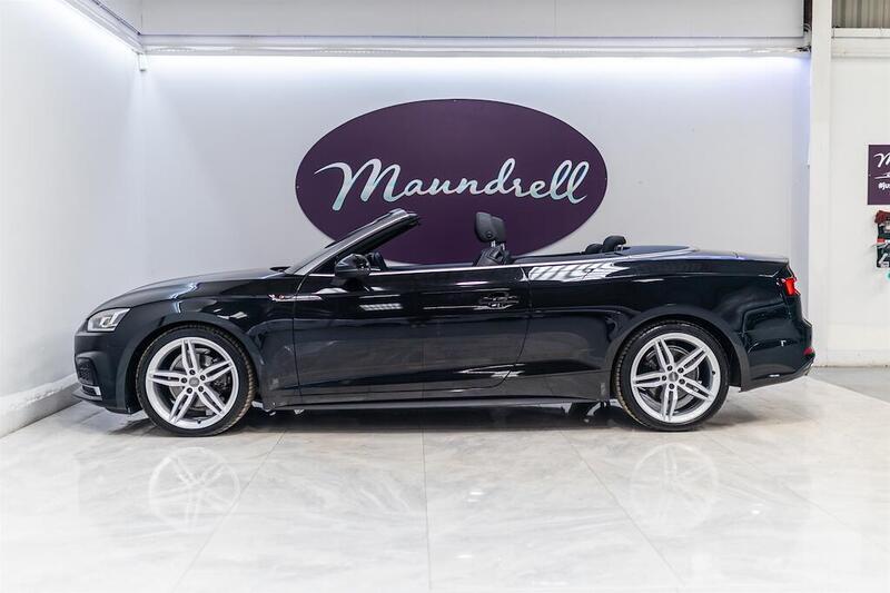 Audi A5 Cabriolet view 3