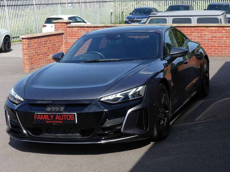 Audi E-Tron GT view 4