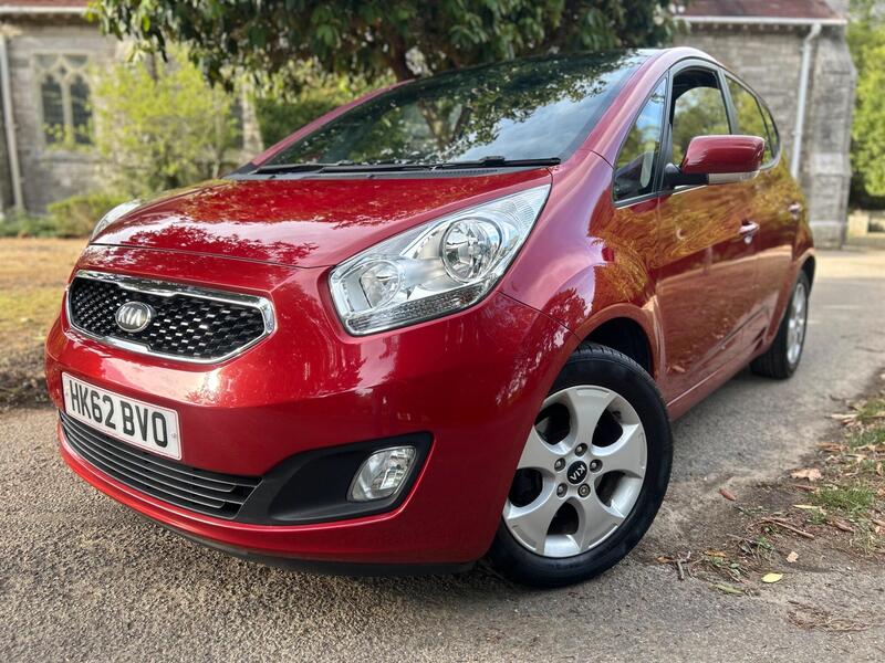 Kia Venga view 3