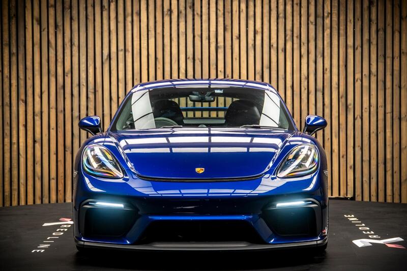 Porsche 718 Cayman view 5