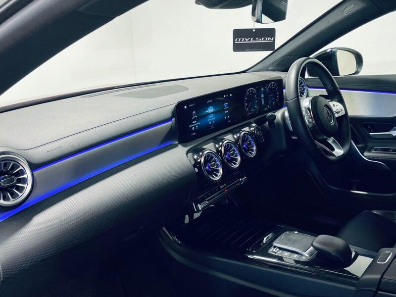 Mercedes-Benz Mercedes-Benz CLA view 6