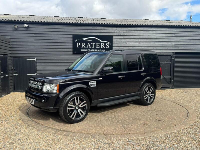 Land Rover Discovery 4 view 2