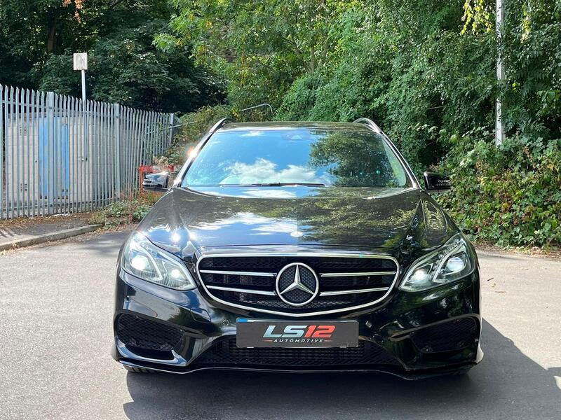 Mercedes-Benz E-Class view 3