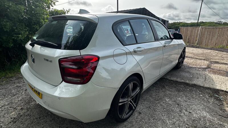 2013 BMW 1 Series — photo 7