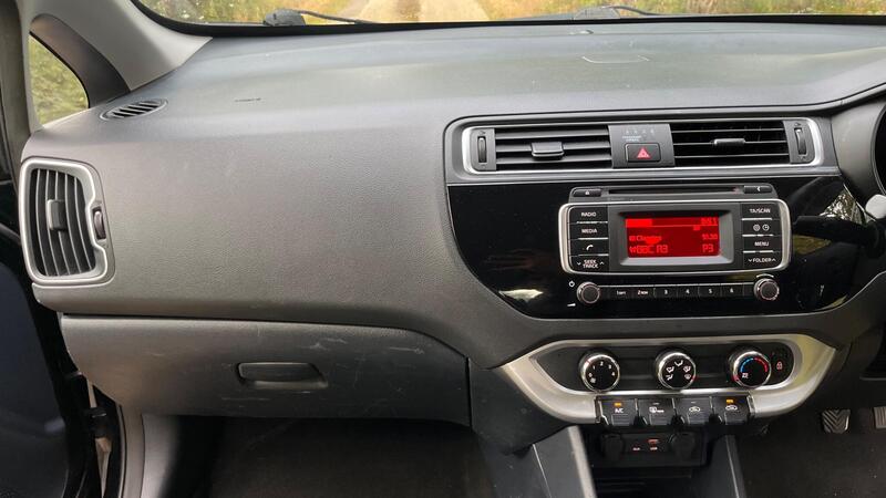 2016 Kia Rio — photo 18