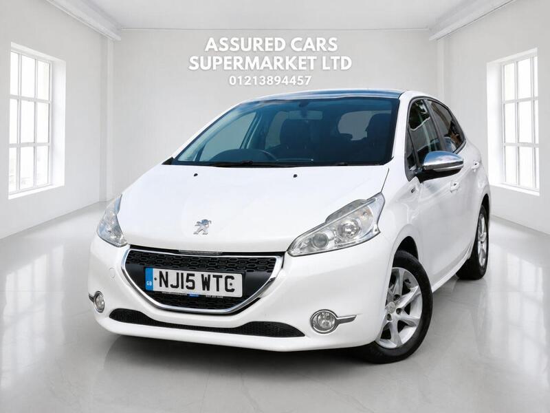 Peugeot 208 view 2