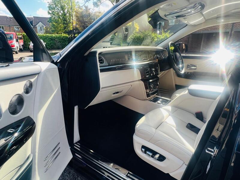 Rolls-Royce Phantom view 46