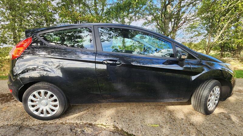 2014 Ford Fiesta — photo 15
