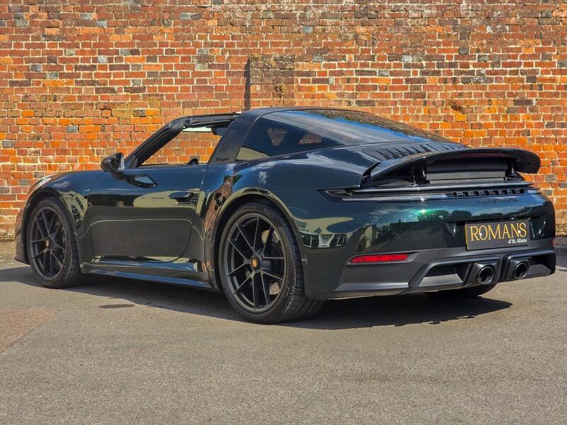 Porsche 911 view 3