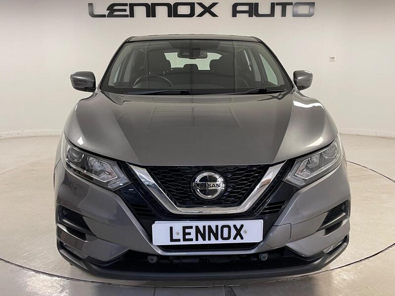 Nissan Qashqai view 2