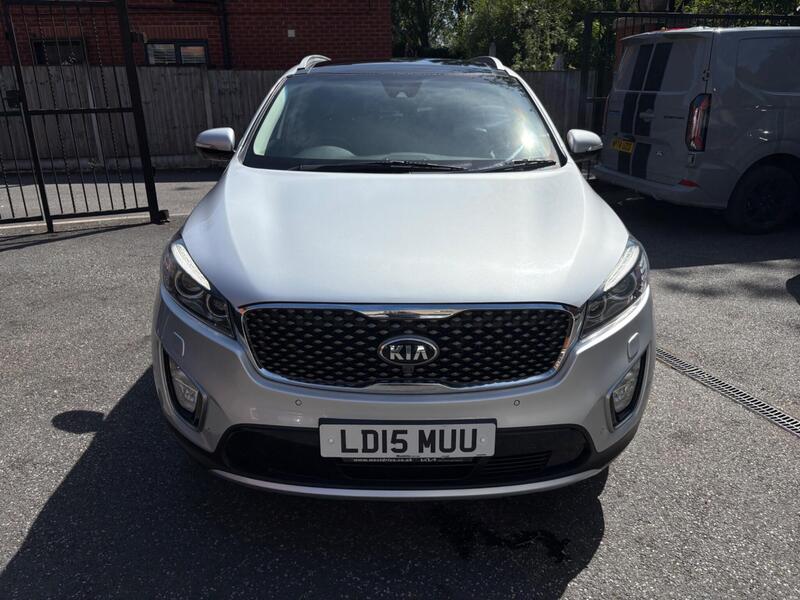 Kia Sorento view 6