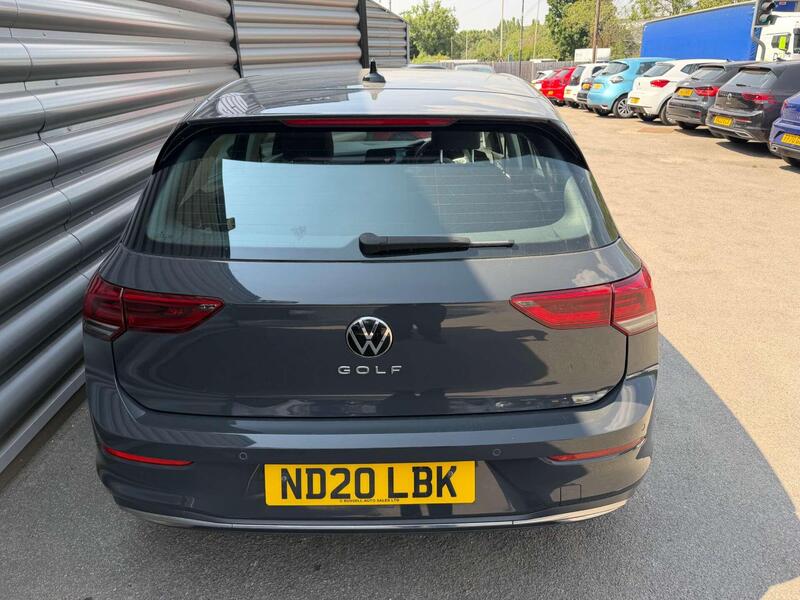 Volkswagen Golf view 5