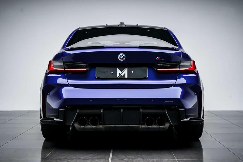 BMW M3 view 4