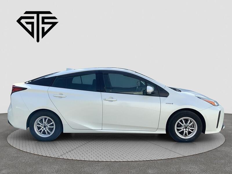 Toyota Prius view 2