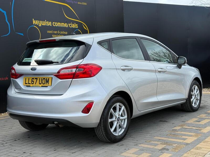 Ford Fiesta view 5