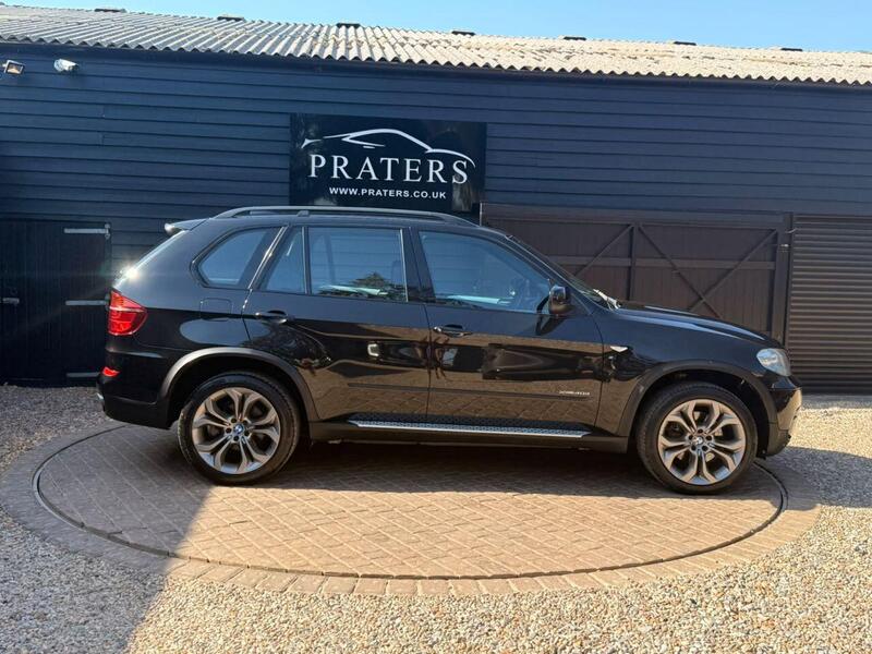 BMW X5 view 5