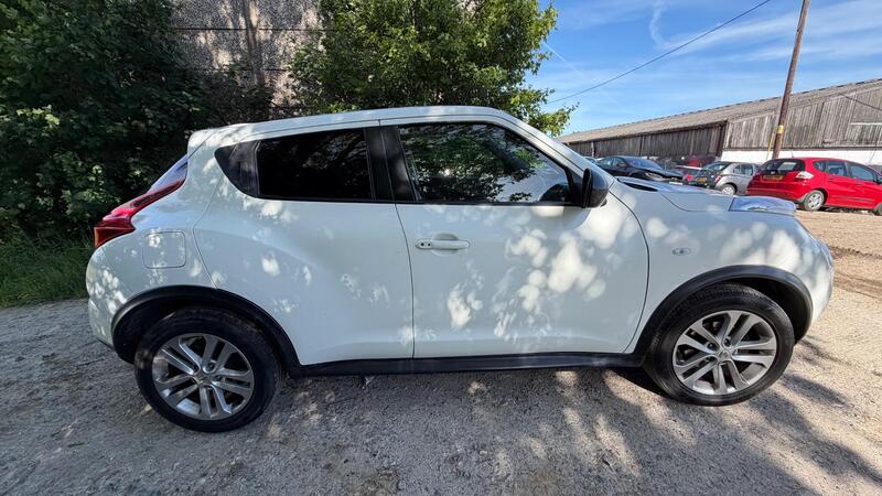 2013 Nissan Juke — photo 8