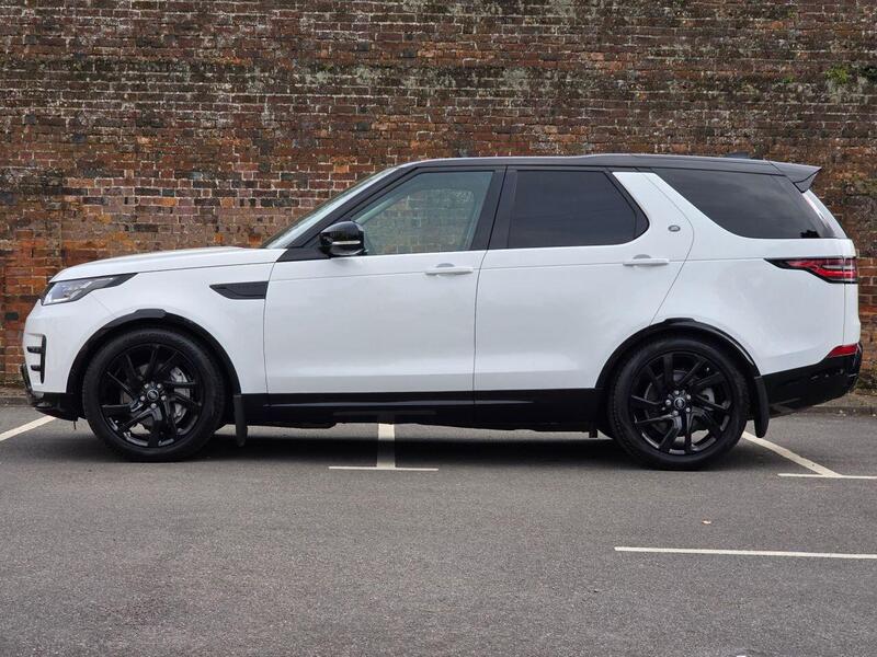 Land Rover Discovery view 2